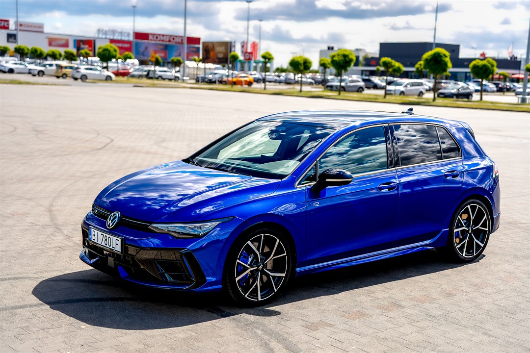 Volkswagen Golf R