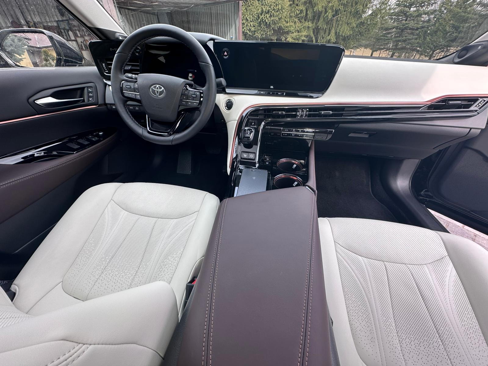 Toyota Mirai Pakiet VIP Czarny 2023