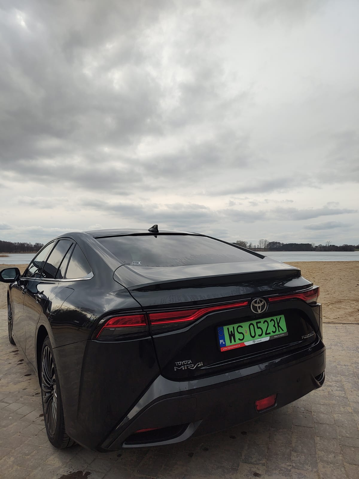 Toyota Mirai Pakiet VIP Czarny 2023